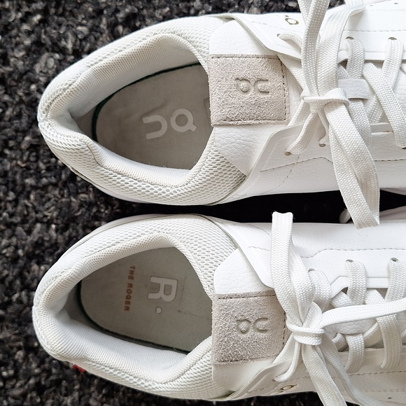 On Cloud The Roger Men Sz 10.5 White Sneaker - Picture 10 of 11